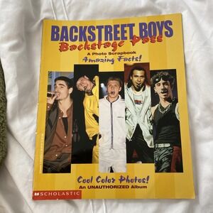 Backstreet Boys: Backstage Pass: A Photo Scrapbook - Paperback - GOOD
